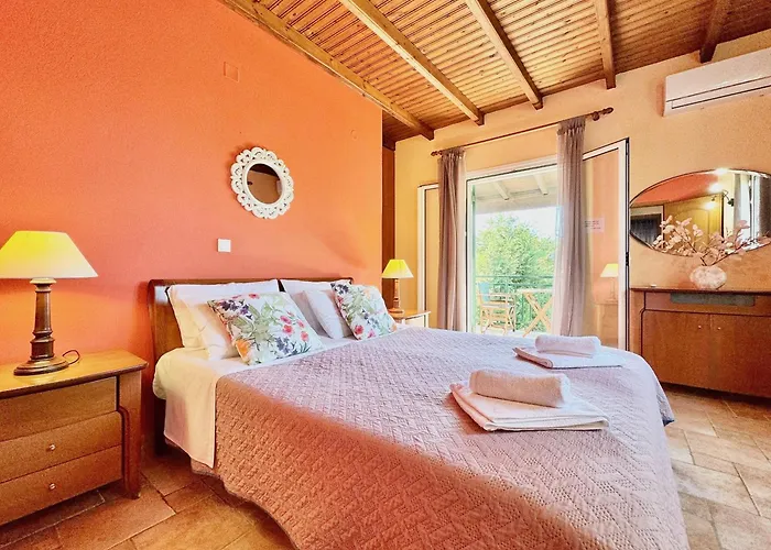 Beachfront Rania With Private Pool By Dadovillas Villa *