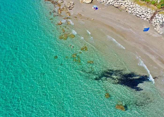 Beachfront Rania With Private Pool By Dadovillas *