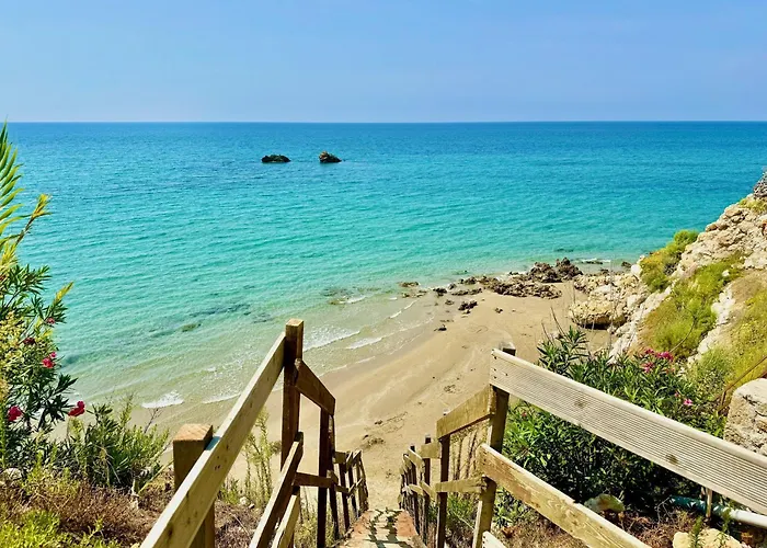 Beachfront Rania With Private Pool By Dadovillas Chalikounas