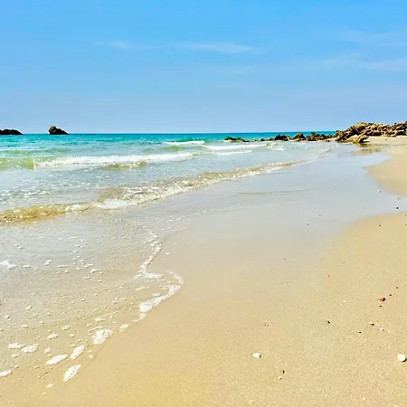 Beachfront Rania With Private Pool By Dadovillas Vilă *