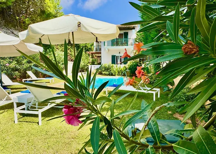 Beachfront Rania With Private Pool By Dadovillas Villa *