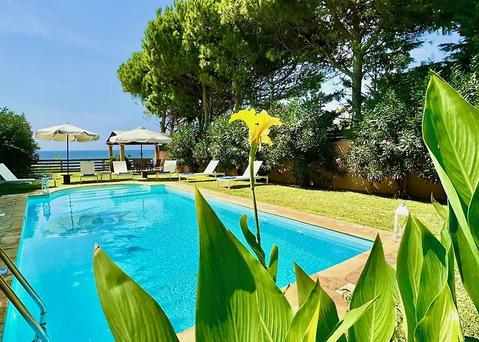Villa Beachfront Rania With Private Pool By Dadovillas