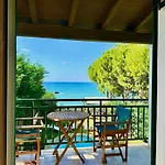 Villa Beachfront Rania With Private Pool By Dadovillas Halikounas
