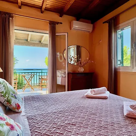 Beachfront Rania With Private Pool By Dadovillas * Halikounas