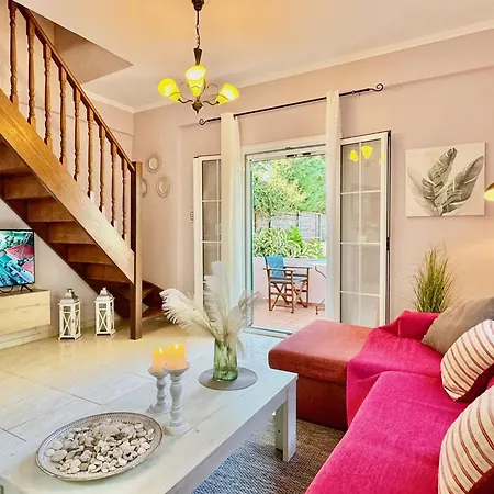 Willa Beachfront Rania With Private Pool By Dadovillas Halikounas