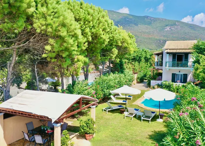 Beachfront Rania With Private Pool By Dadovillas Villa *